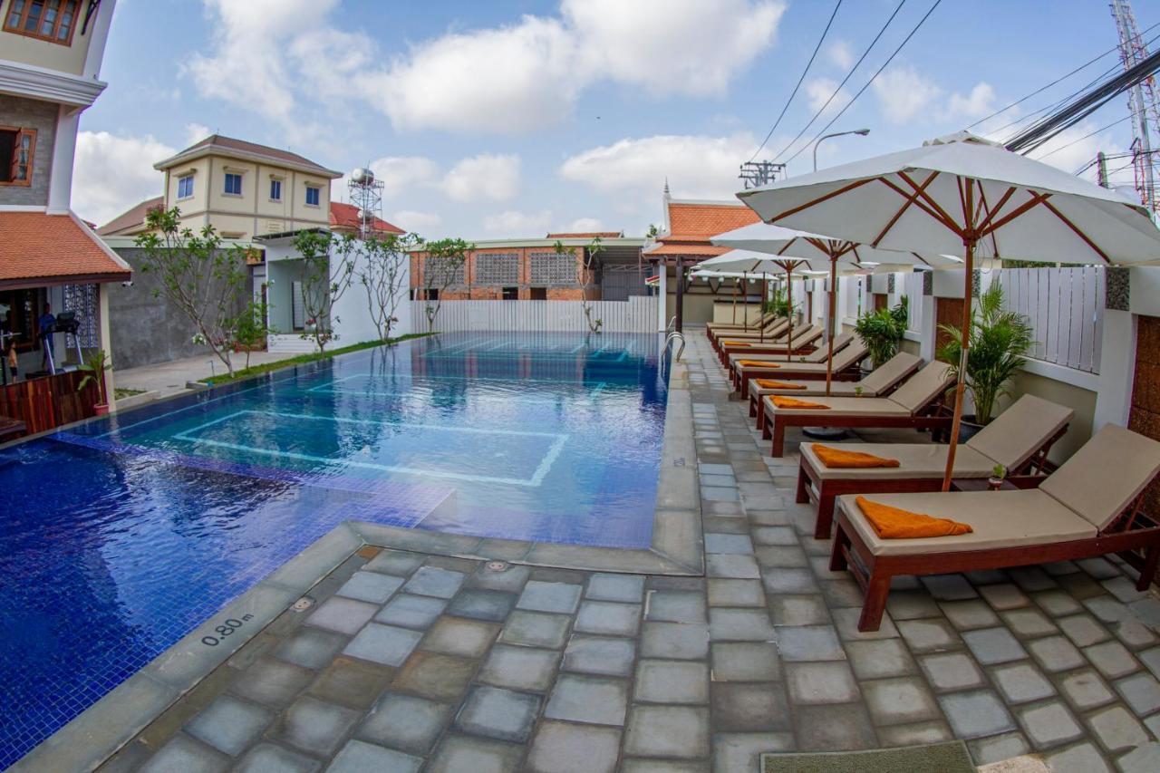 Kampong Thom Palace Hotel Экстерьер фото